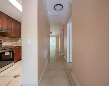 3409 Nw 52nd Terrace - Photo Thumbnail 1