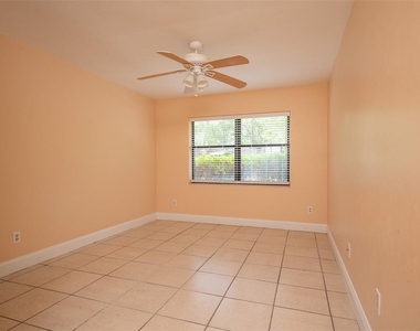 3409 Nw 52nd Terrace - Photo Thumbnail 9