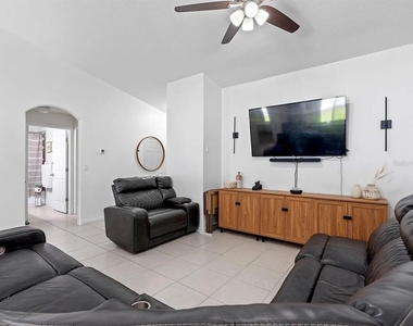 84 Buttonworth Drive - Photo Thumbnail 7