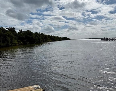731 Manatee Avenue - Photo Thumbnail 29