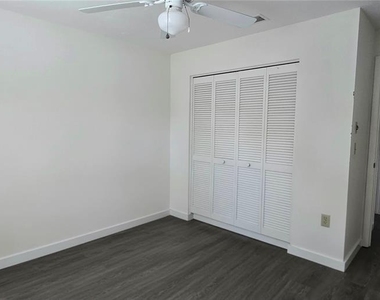 3801 Kingston Boulevard - Photo Thumbnail 20