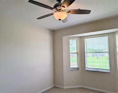 803 Fairwaycove Lane - Photo Thumbnail 14