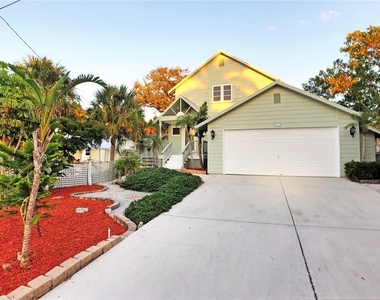 5157 Sandy Beach Avenue - Photo Thumbnail 2