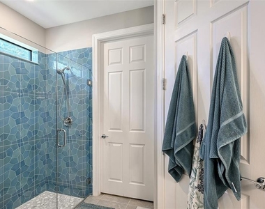 5800 Willow Marsh Court - Photo Thumbnail 17