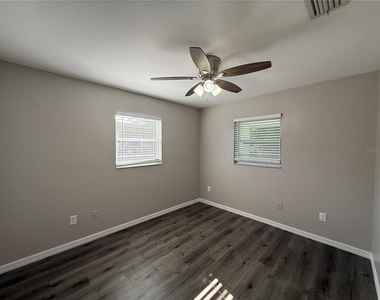518 Briarwood Road - Photo Thumbnail 7