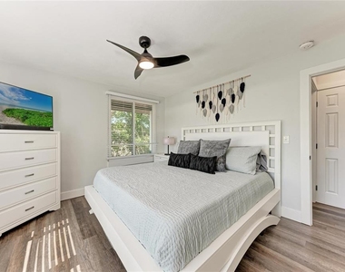 339 Suwanee Avenue - Photo Thumbnail 10