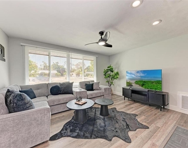 339 Suwanee Avenue - Photo Thumbnail 2