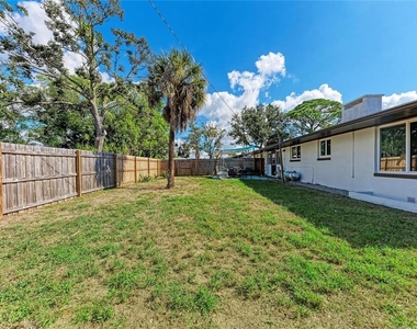339 Suwanee Avenue - Photo Thumbnail 16