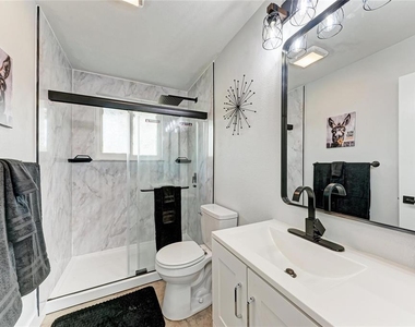 339 Suwanee Avenue - Photo Thumbnail 14