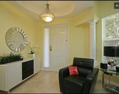 5514 46th Court W - Photo Thumbnail 3