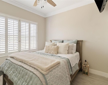 7242 Hamilton Road - Photo Thumbnail 17
