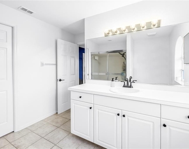 8350 Wingate Drive - Photo Thumbnail 28