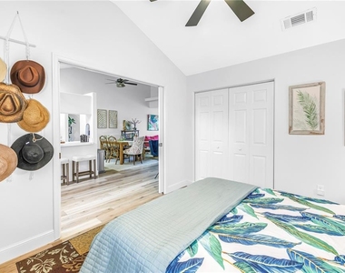 8350 Wingate Drive - Photo Thumbnail 21