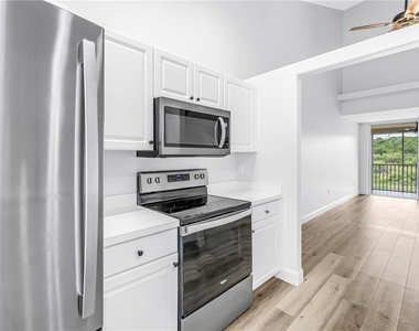 8350 Wingate Drive - Photo Thumbnail 21