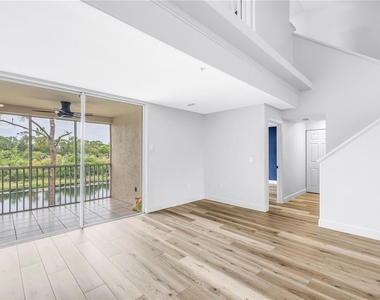 8350 Wingate Drive - Photo Thumbnail 14
