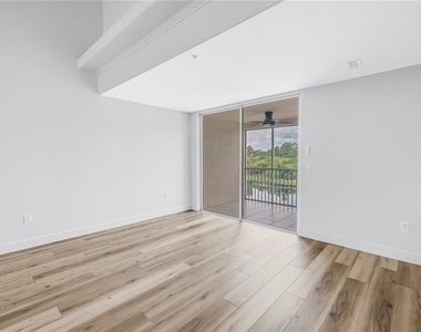 8350 Wingate Drive - Photo Thumbnail 18