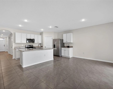 34211 Jasper Stone Drive - Photo Thumbnail 11