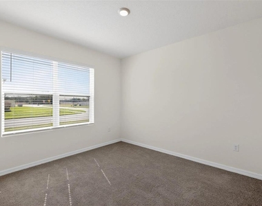 34211 Jasper Stone Drive - Photo Thumbnail 4