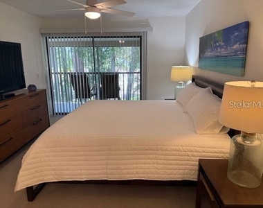 6120 Country Club Way - Photo Thumbnail 11