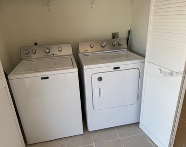 6120 Country Club Way - Photo Thumbnail 16
