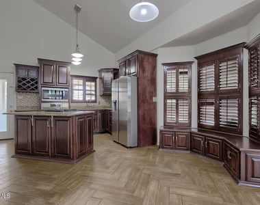 12272 Tierra Pez Way - Photo Thumbnail 14