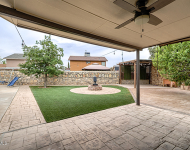 12272 Tierra Pez Way - Photo Thumbnail 34