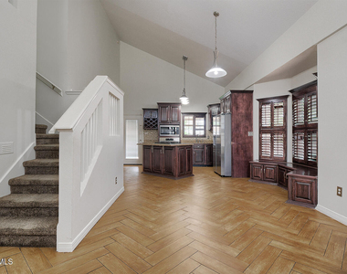 12272 Tierra Pez Way - Photo Thumbnail 13