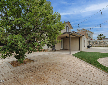 12272 Tierra Pez Way - Photo Thumbnail 4