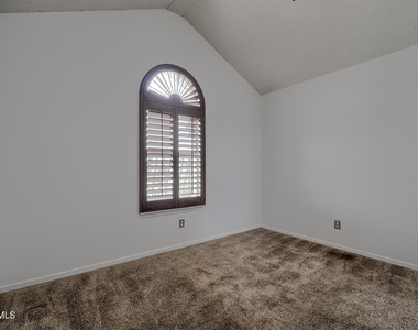 12272 Tierra Pez Way - Photo Thumbnail 27