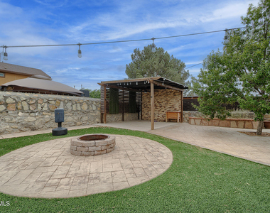 12272 Tierra Pez Way - Photo Thumbnail 8
