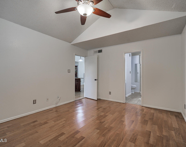 12272 Tierra Pez Way - Photo Thumbnail 20