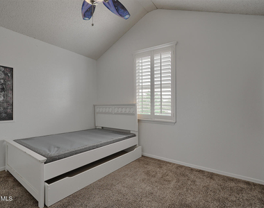 12272 Tierra Pez Way - Photo Thumbnail 26