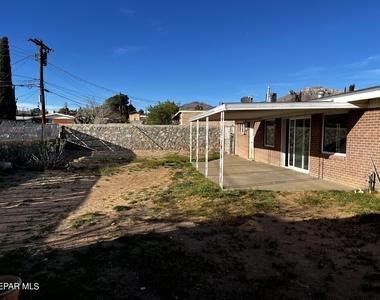 112 De Leon Drive - Photo Thumbnail 18