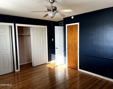 112 De Leon Drive - Photo Thumbnail 13