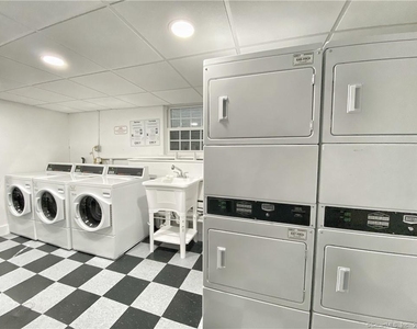 196 Park Street - Photo Thumbnail 6