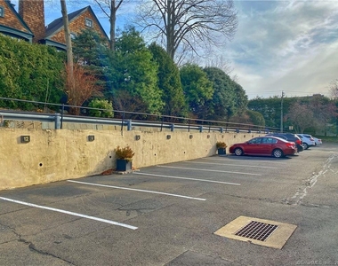196 Park Street - Photo Thumbnail 7