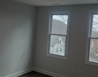 43 Prospect Street - Photo Thumbnail 9