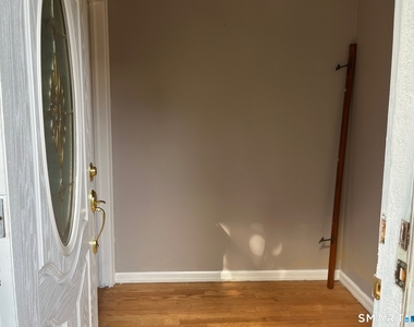 195 Valley Street - Photo Thumbnail 1
