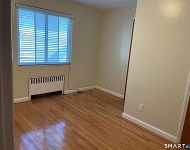 195 Valley Street - Photo Thumbnail 5