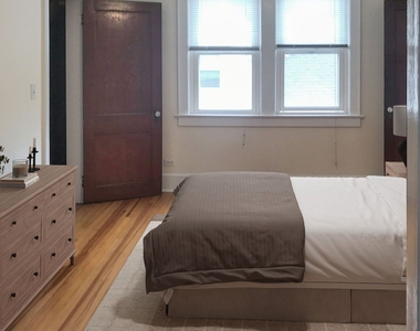 124 Shippan Ave Extension - Photo Thumbnail 1
