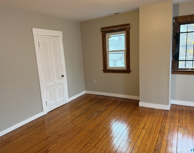 358 Edgewood Avenue - Photo Thumbnail 6