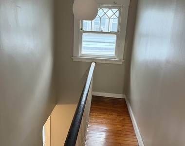 358 Edgewood Avenue - Photo Thumbnail 8
