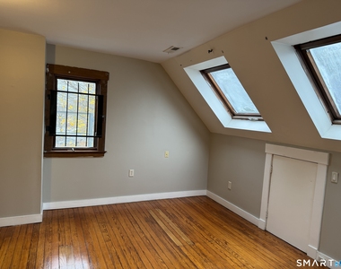 358 Edgewood Avenue - Photo Thumbnail 9