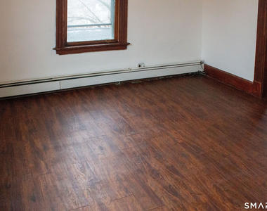 405 Wilson Street - Photo Thumbnail 2