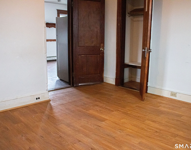 405 Wilson Street - Photo Thumbnail 5