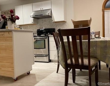 21 Mcdermott Circle - Photo Thumbnail 9