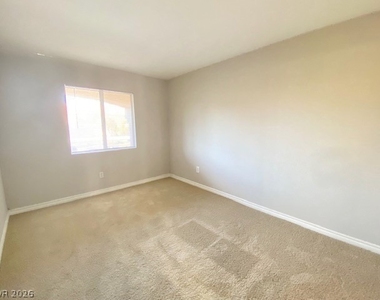 7885 Flamingo Road - Photo Thumbnail 13