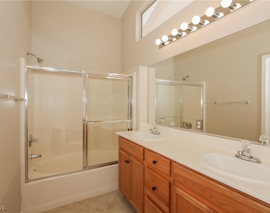 3129 Macaroon Way - Photo Thumbnail 10