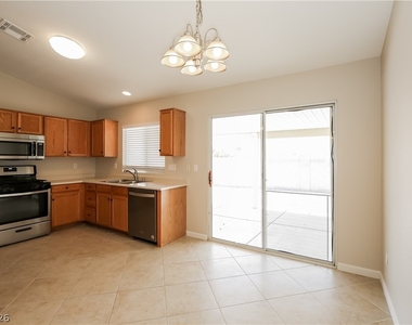 3129 Macaroon Way - Photo Thumbnail 4
