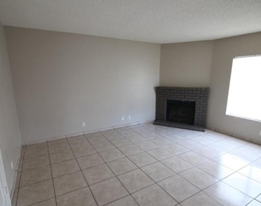 6928 Appleton Drive - Photo Thumbnail 9